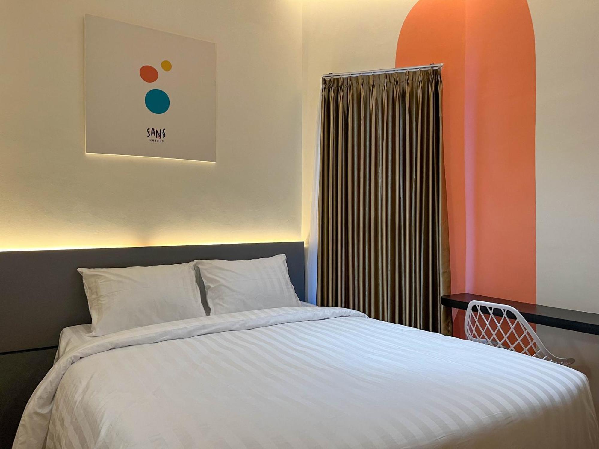 Sans Hotel Premiere Majapahit 세마랑 외부 사진