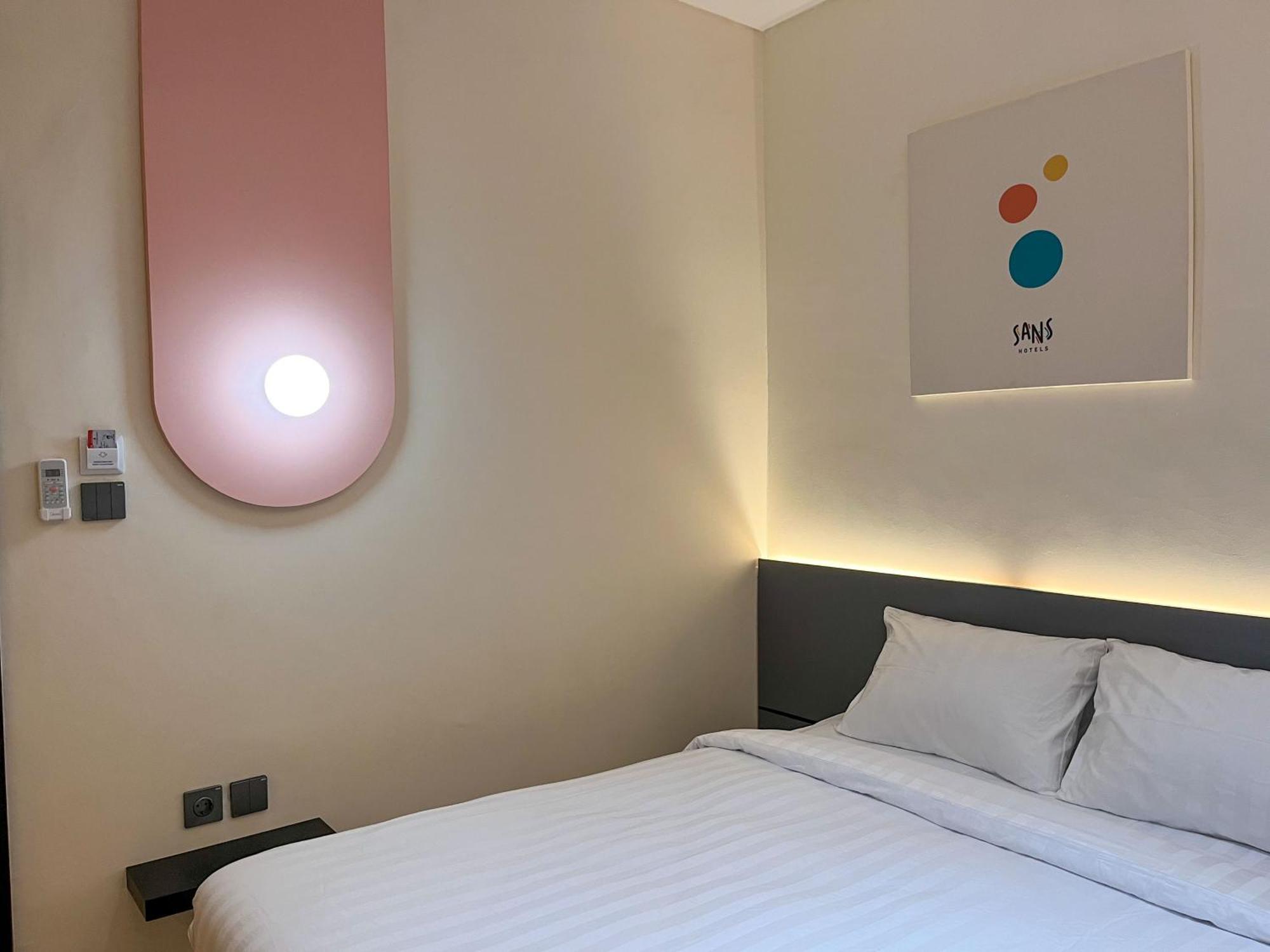 Sans Hotel Premiere Majapahit 세마랑 외부 사진