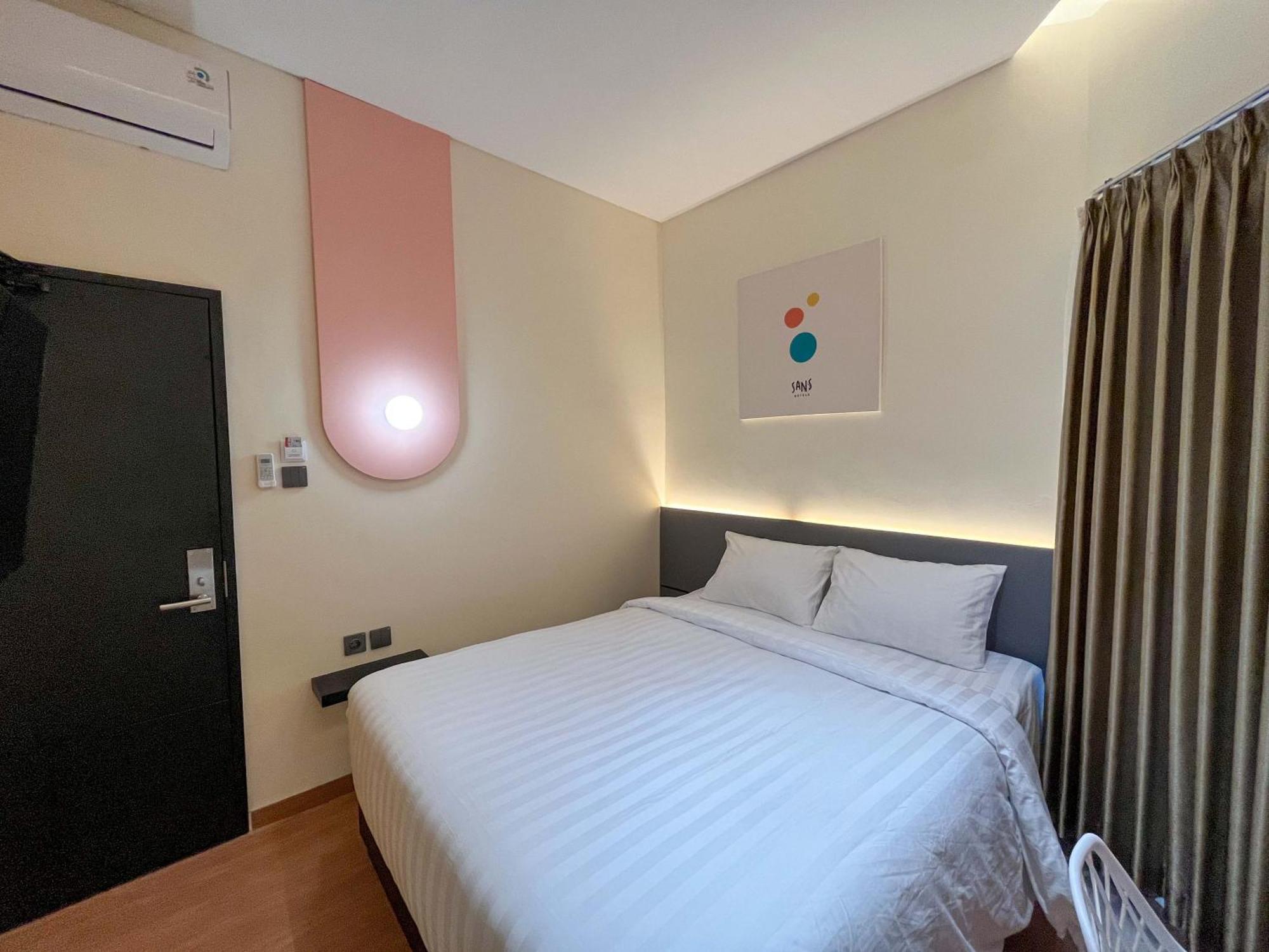 Sans Hotel Premiere Majapahit 세마랑 외부 사진