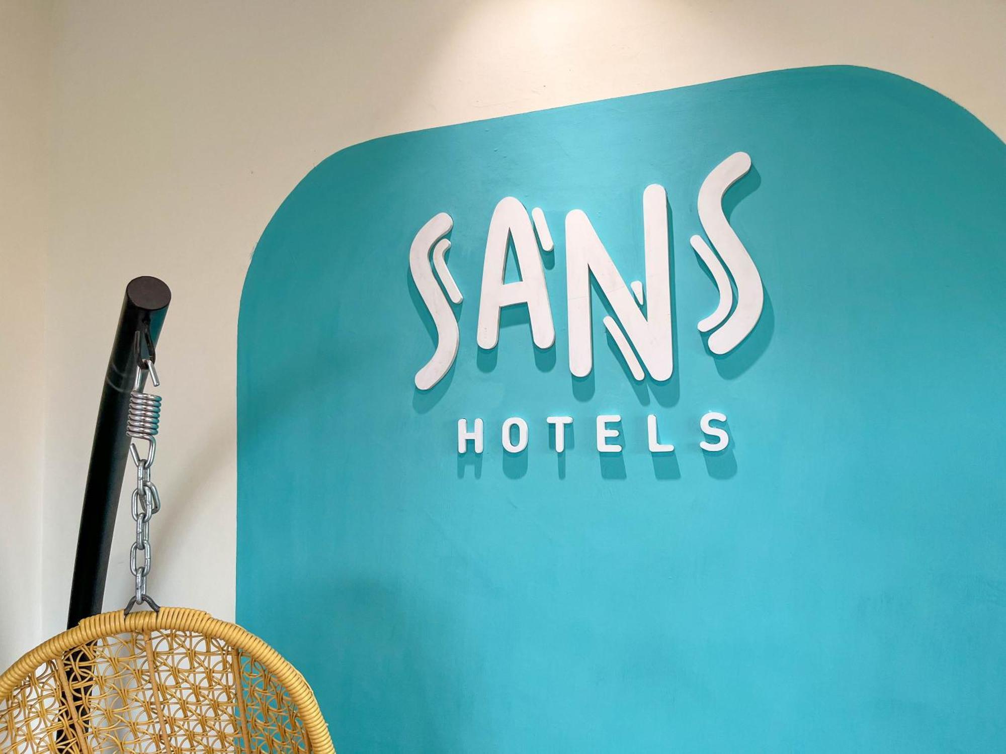 Sans Hotel Premiere Majapahit 세마랑 외부 사진