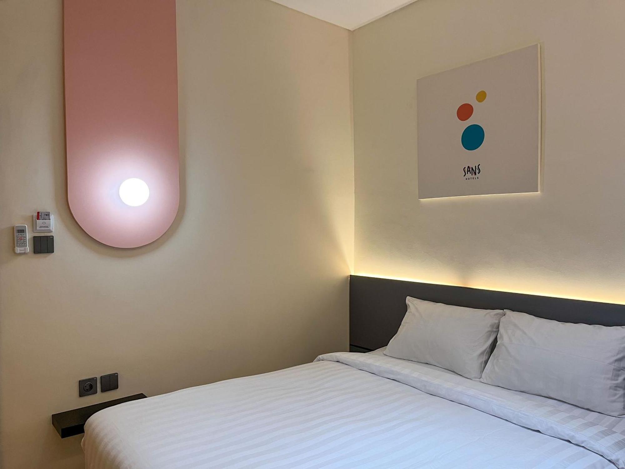 Sans Hotel Premiere Majapahit 세마랑 외부 사진