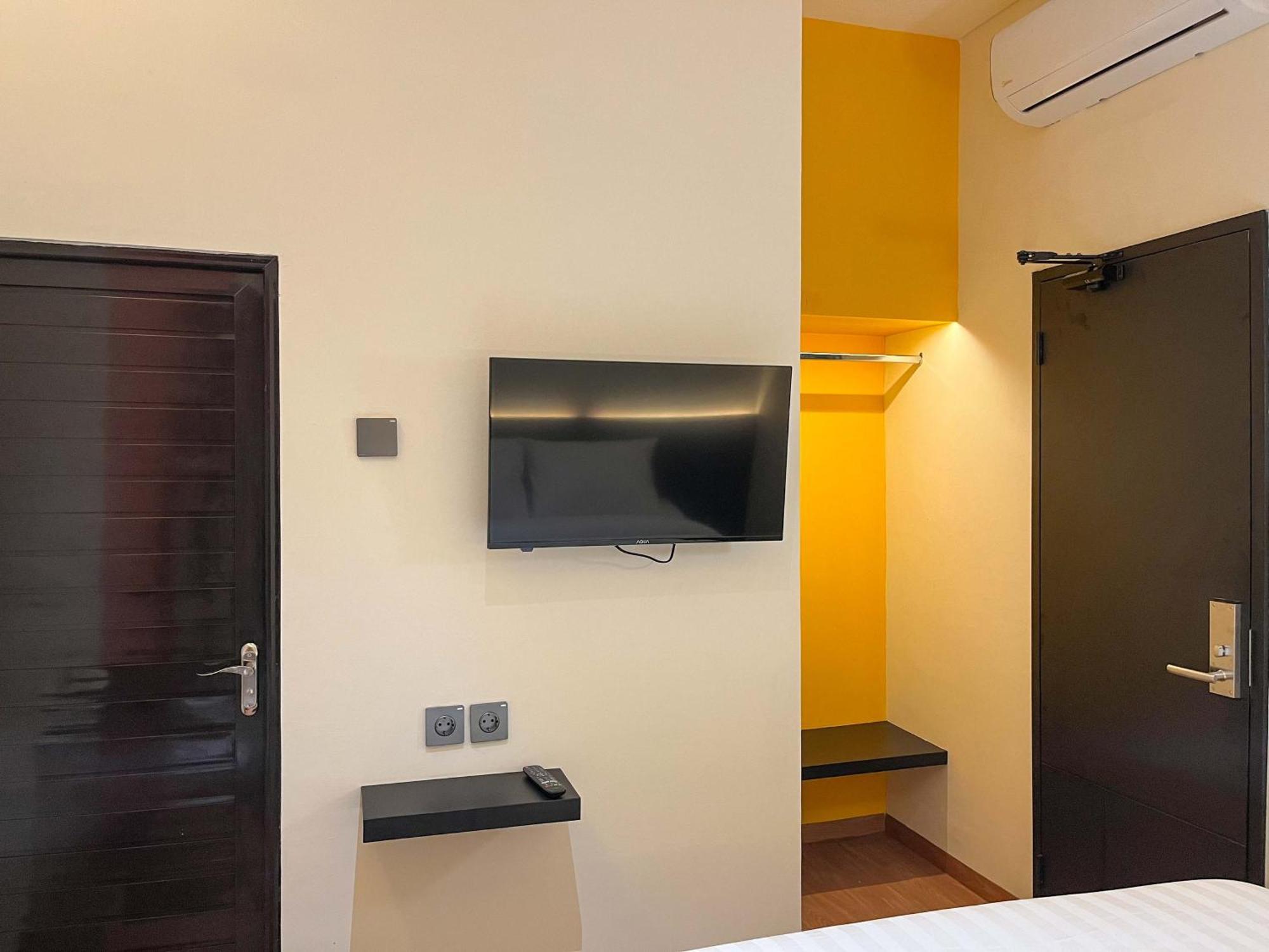 Sans Hotel Premiere Majapahit 세마랑 외부 사진