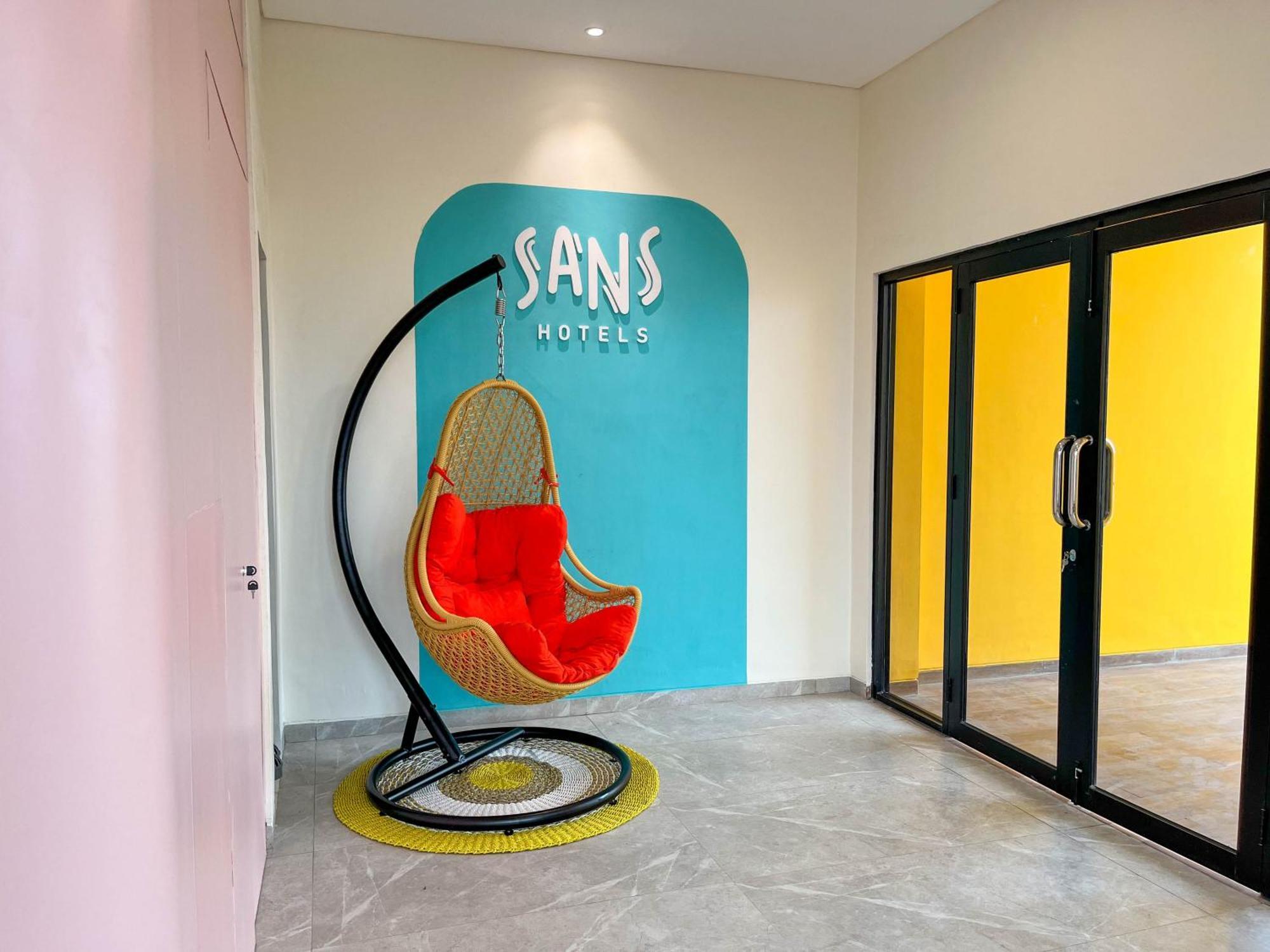Sans Hotel Premiere Majapahit 세마랑 외부 사진