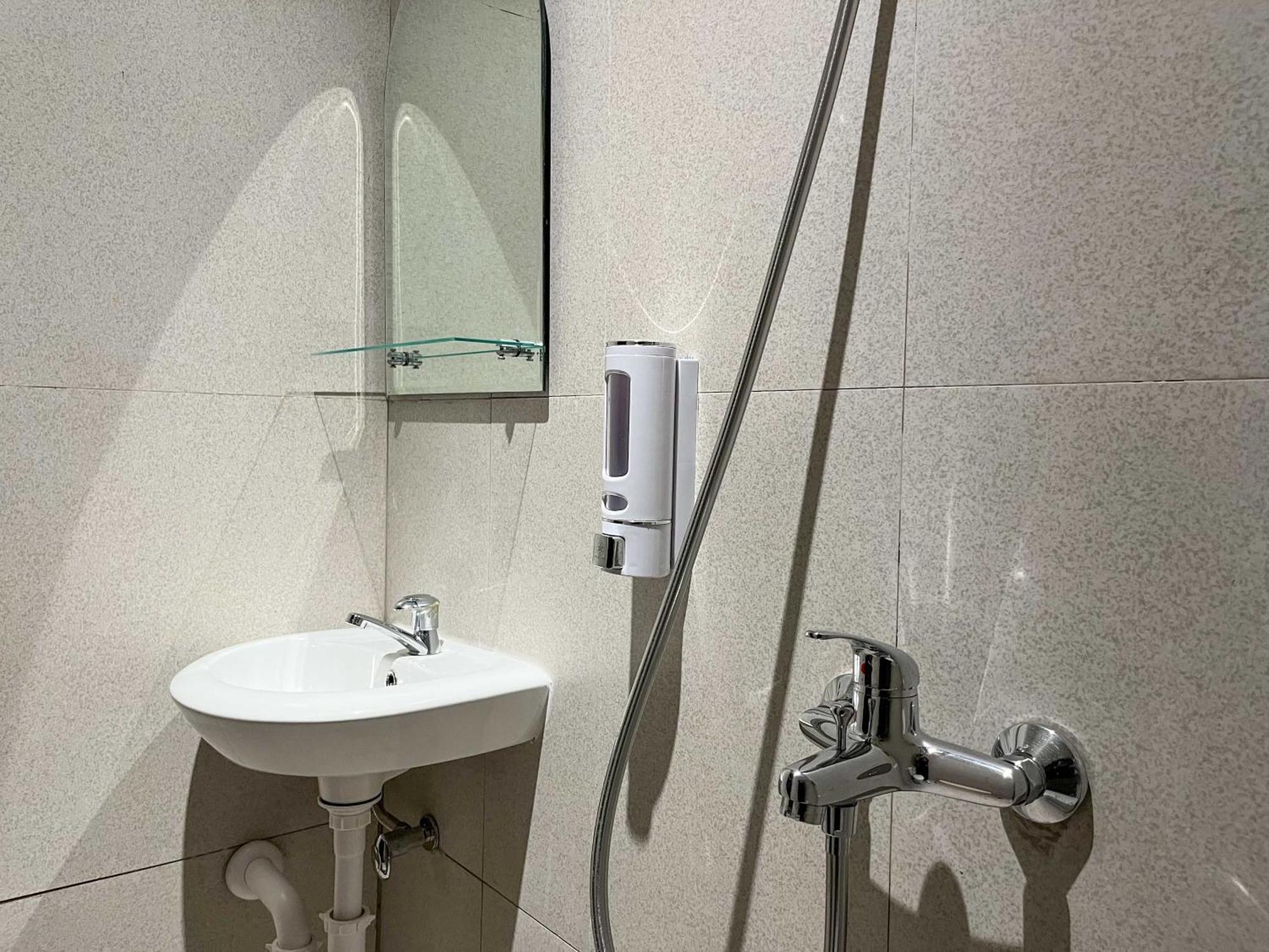Sans Hotel Premiere Majapahit 세마랑 외부 사진